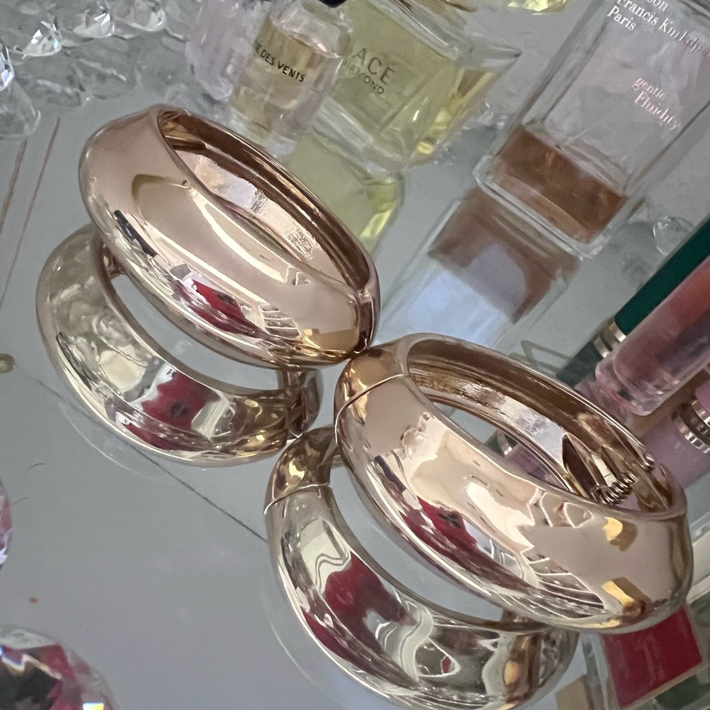 Zara Bangles - Picture 6 of 6
